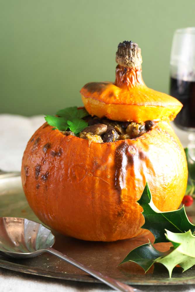 Roasted Pumpkin with Smoky Bean Chilli-image