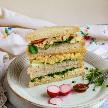 Tofu Egg salad sandwiches with 3 different flavours.
