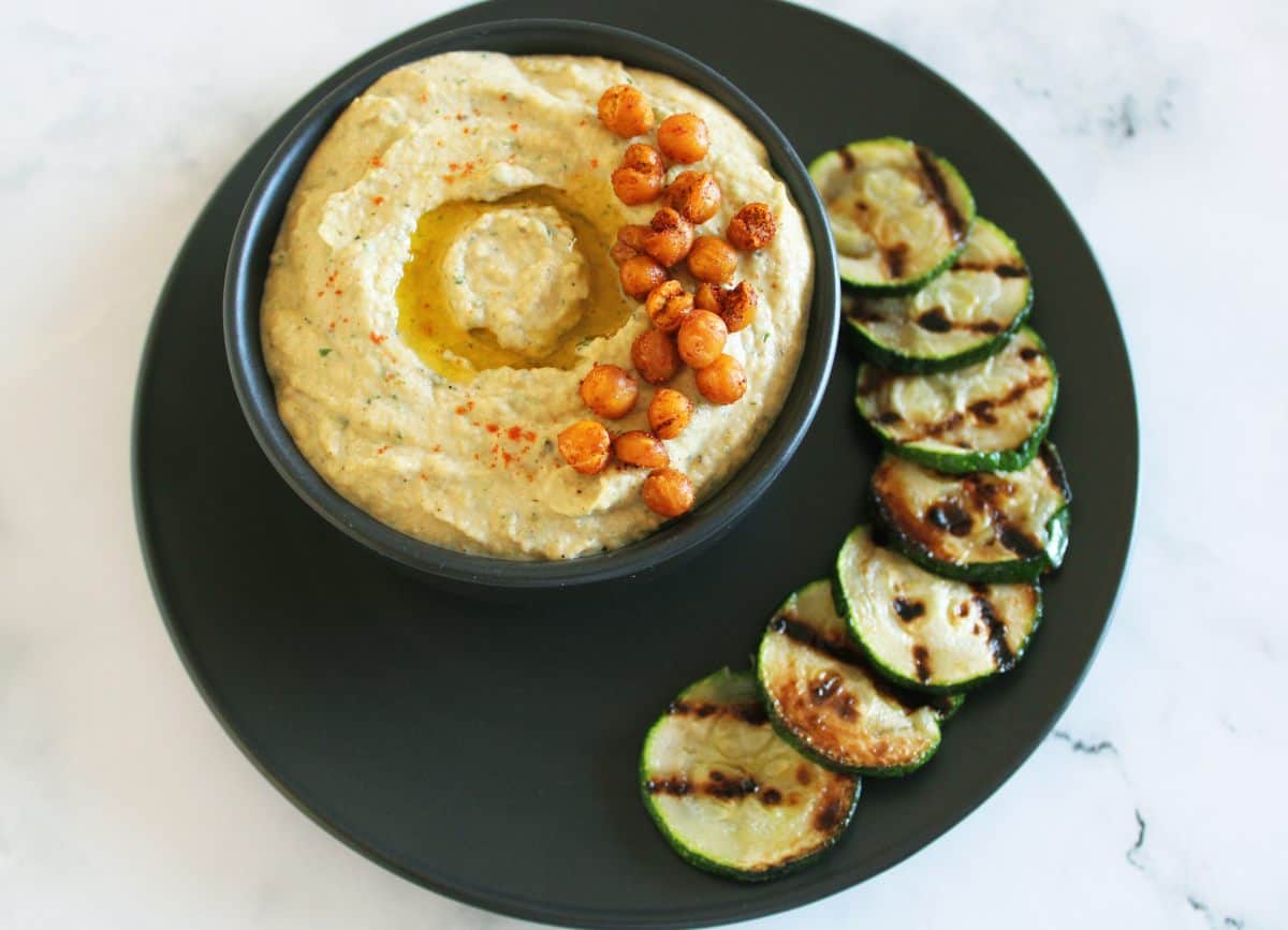 Grilled zucchini hummus