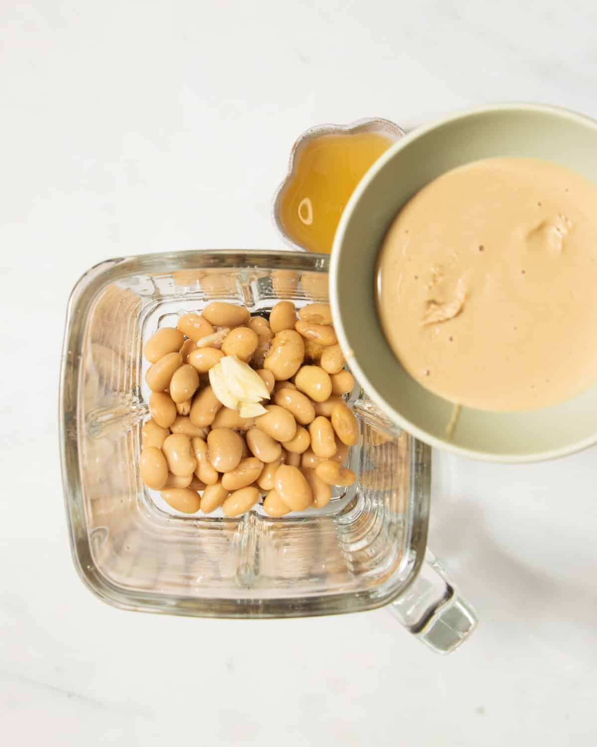 Add all the ingredients into the blender.