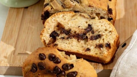 Easy Chocolate Chip Banana Bread with 2 Bananas – The Vegan Larder