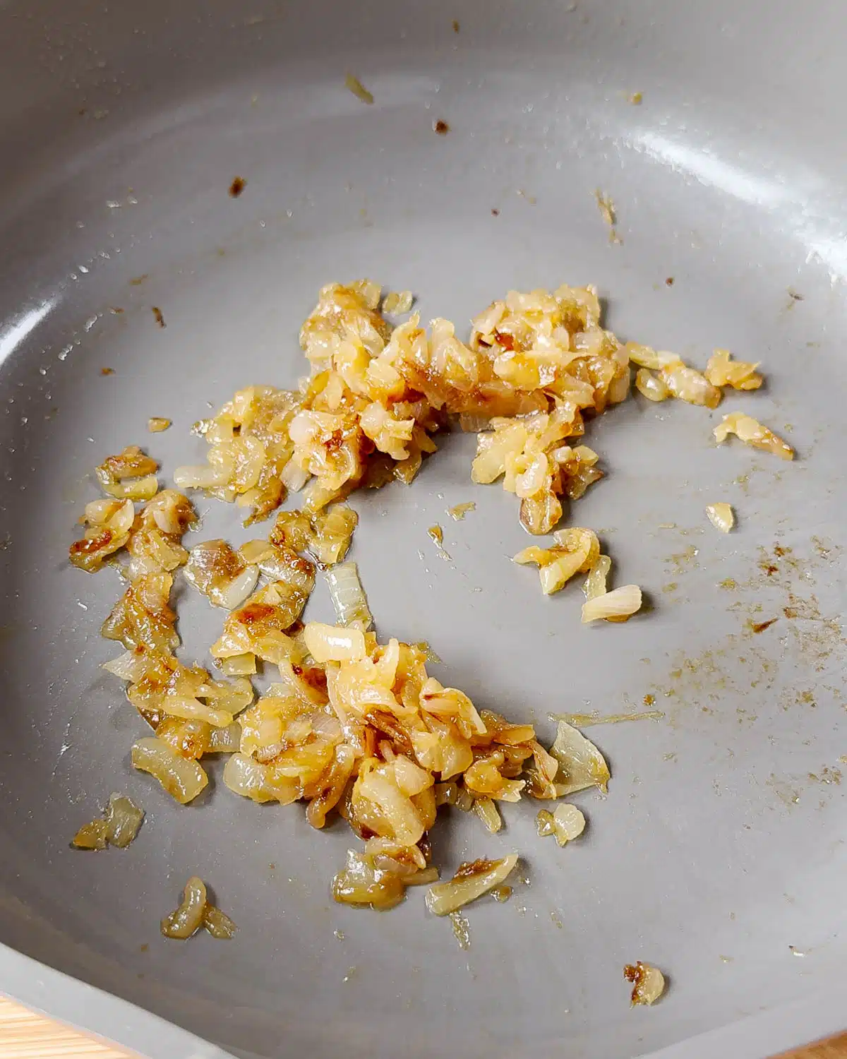Showing how the onions look once caramelised and ready to use.