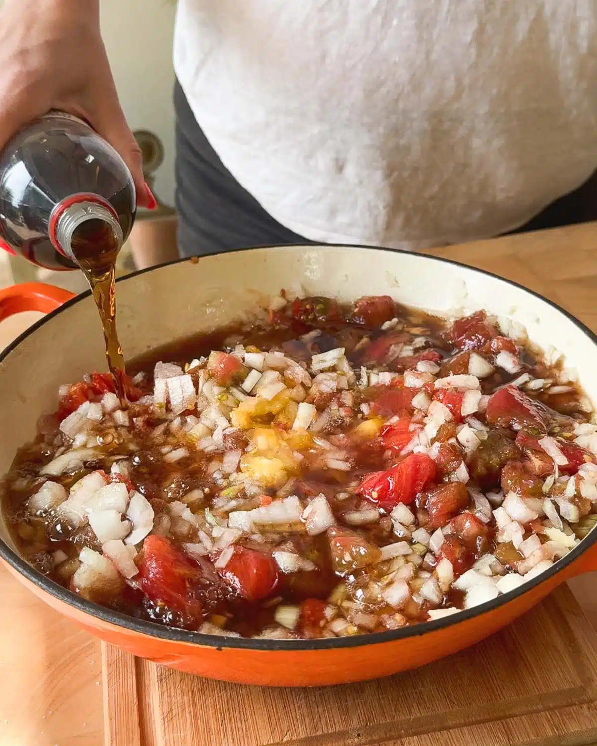 Add all the ingredients to a large pot. Barely cover with vinegar.