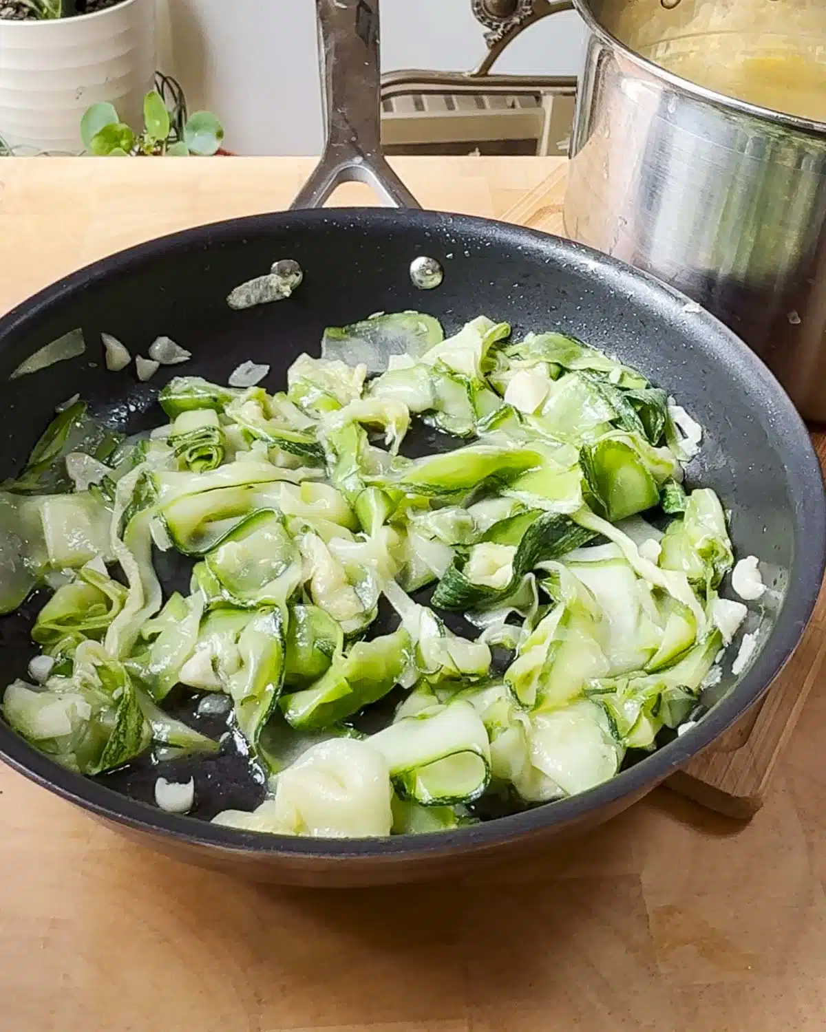 Cook the zucchini with garlic in some olive oil.